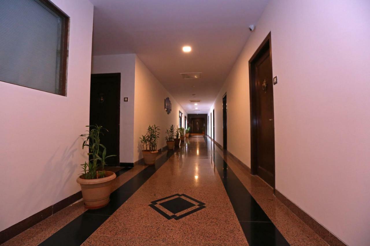 Hotel Shantidoot, Dadar Mālād Kültér fotó